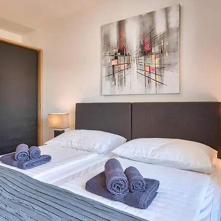 Apartment Art Monvidal