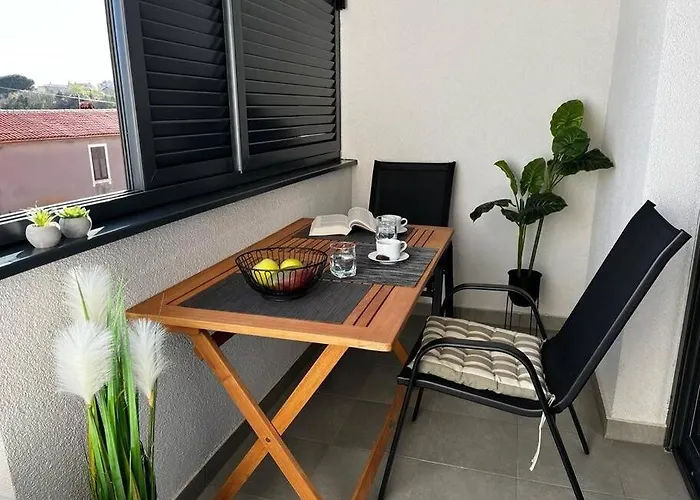 Art Monvidal Apartment