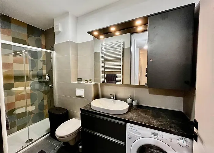 Art Monvidal פולה